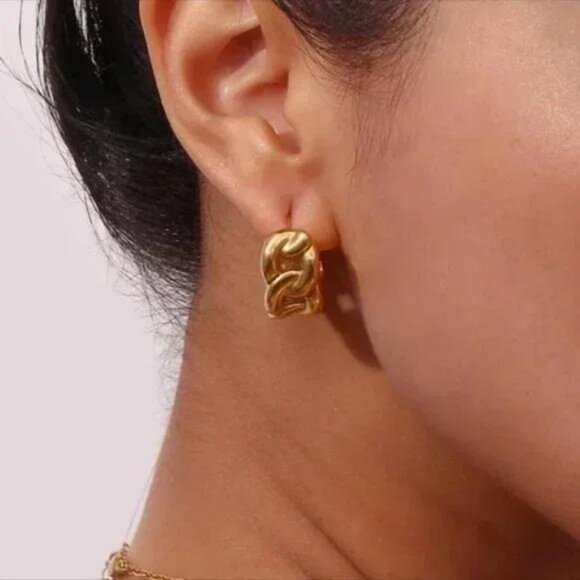 \\ NEW \\ 18K GOLD \\ LUXURY HOOP EARRINGS - Picture 2 of 7